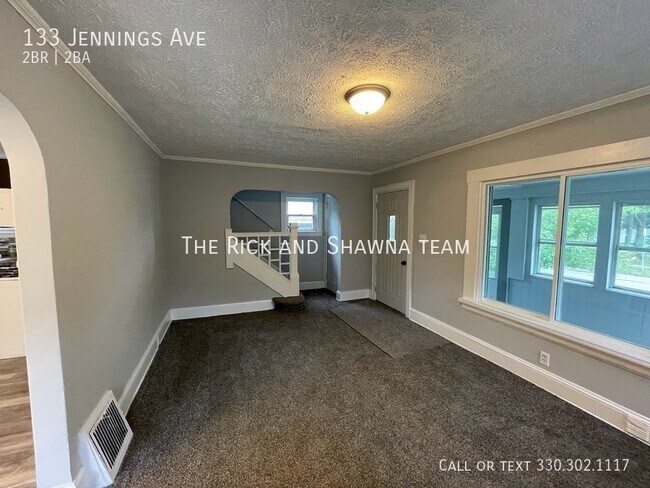 Foto del edificio - Two bedroom two bathroom home for rent