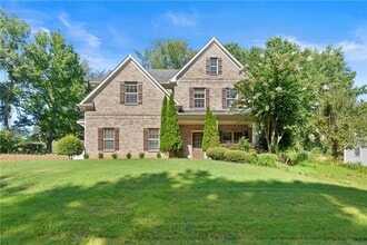 Building Photo - 2914 Meadow Church Rd