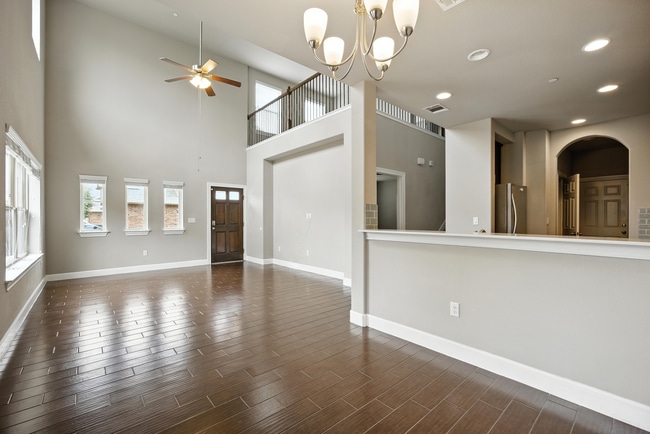 Building Photo - 2304 S Lakeline Blvd