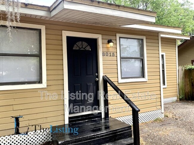 Photo - 8015 N 10th St House