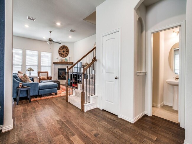 Building Photo - 2726 Salt Creek Way