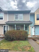 54 Mallard Ct