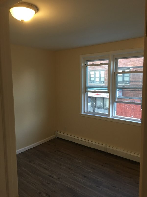 Foto del edificio - 96-18-96101 101st Ave