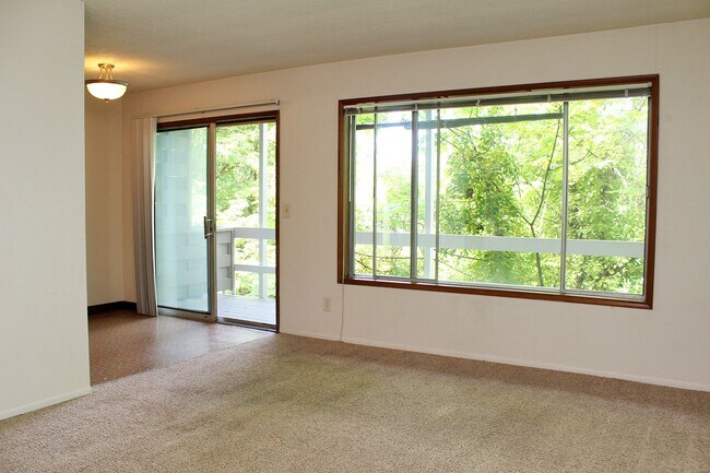 Foto del edificio - 1001 SW Woods St