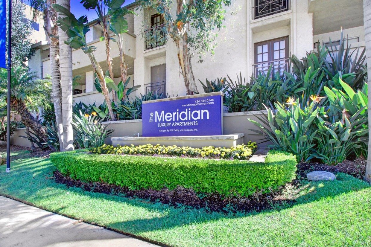 Primary Photo - Meridian Apartments