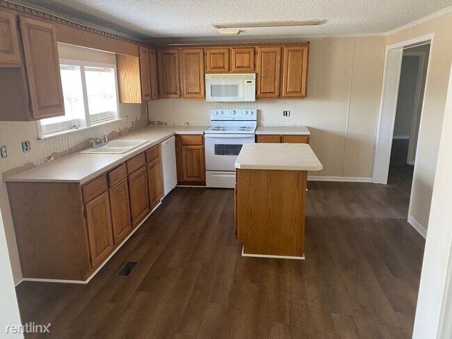 Building Photo - 3 br, 2 bath House - 222 Lockhart Road