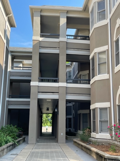 Cooridor - 3818 W End Ave