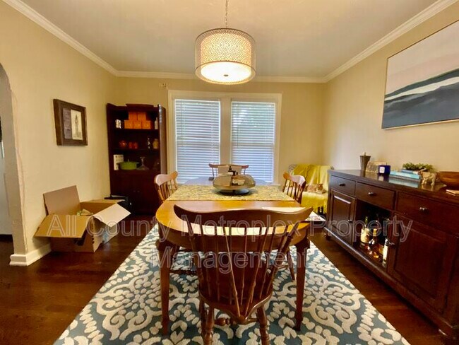 Photo - 6353 Velasco Ave Apartment