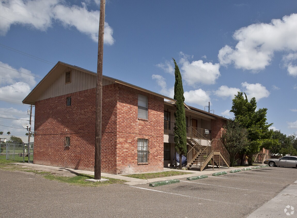 Live Oak Apartments Apartments 1810 S Oregon Ave Weslaco, TX