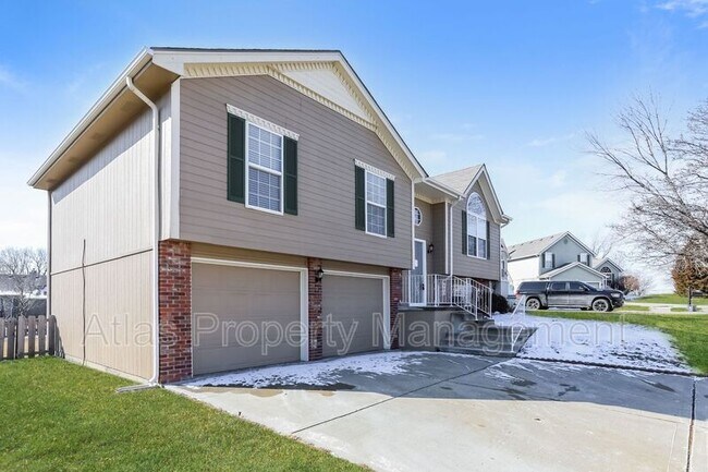 Building Photo - 307 NW 110th Terrace