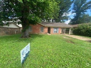 Building Photo - 5373 Sputnik Dr