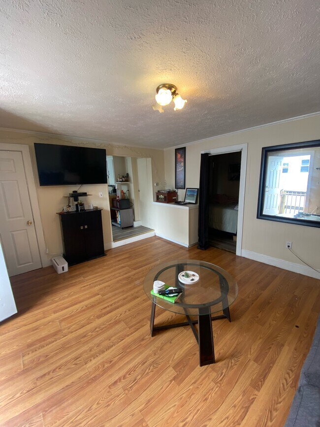 20 Bacon St Unit 5, Biddeford, ME 04005 Apartments in Biddeford, ME