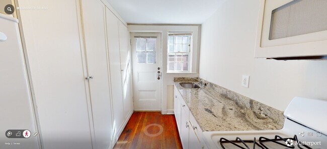 Foto del edificio - 40 Gibson St