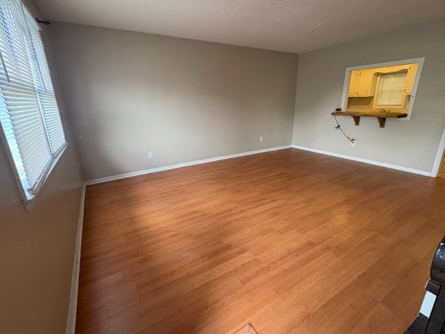 Foto del edificio - 178 Big Island Rd