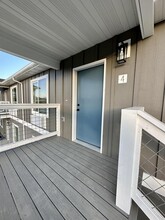 Building Photo - 59 Dunbar Ave