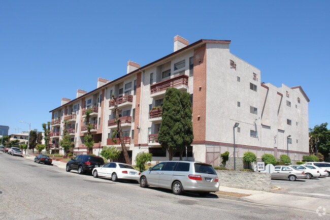 Foto del edificio - Lucky Mansion