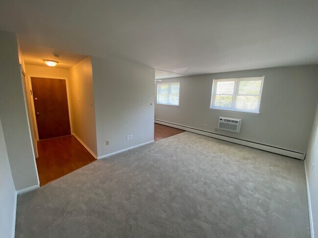 Living Room - 335 E Lancaster Ave