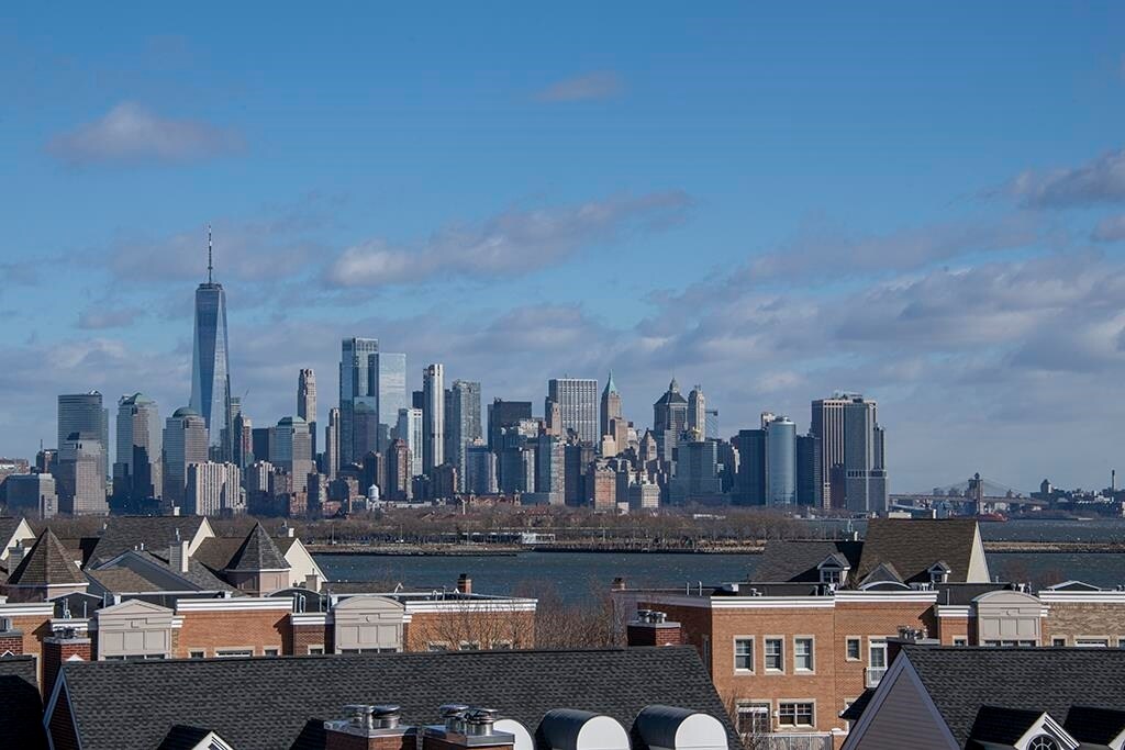 206 Shearwater Ct W Unit 75, Jersey City, NJ 07305 Condo for Rent in Jersey City, NJ
