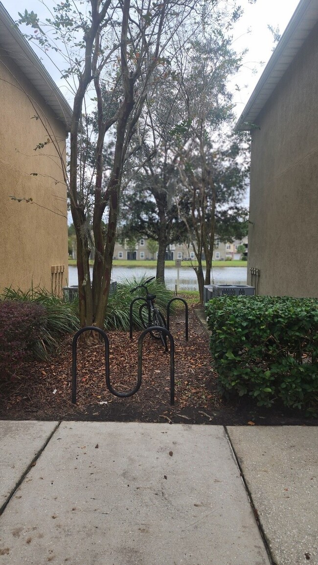 Foto del edificio - Wonderful 1st Floor Condo with easy access...
