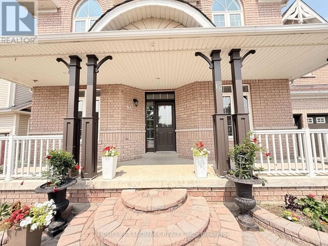 Photo du bâtiment - 18 The Queensway