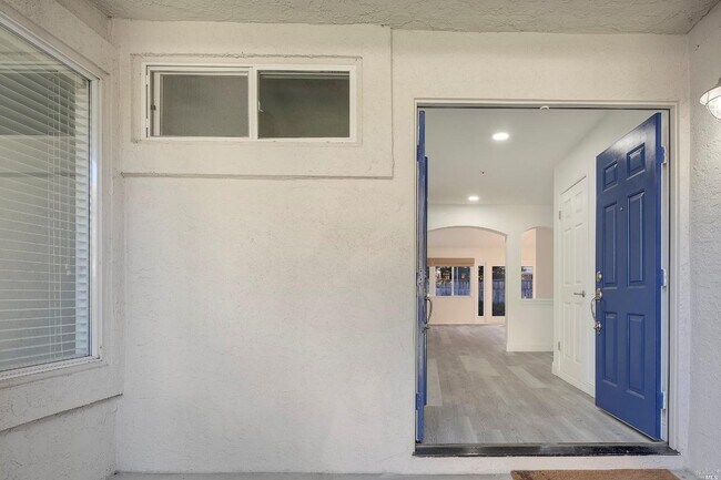 Foto del edificio - 2431 Wine Country Ave