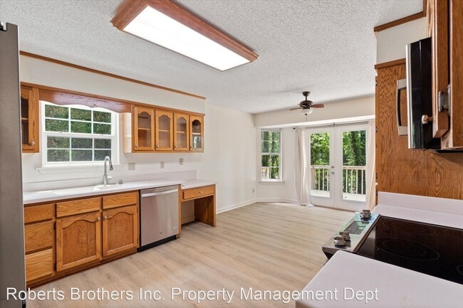 Building Photo - 3 br, 2.5 bath House - 128 Marikesh Drive