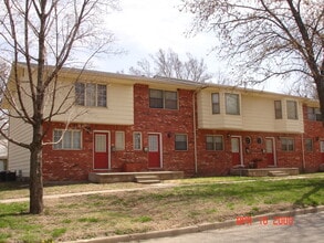 Building Photo - 433 N Jackson St