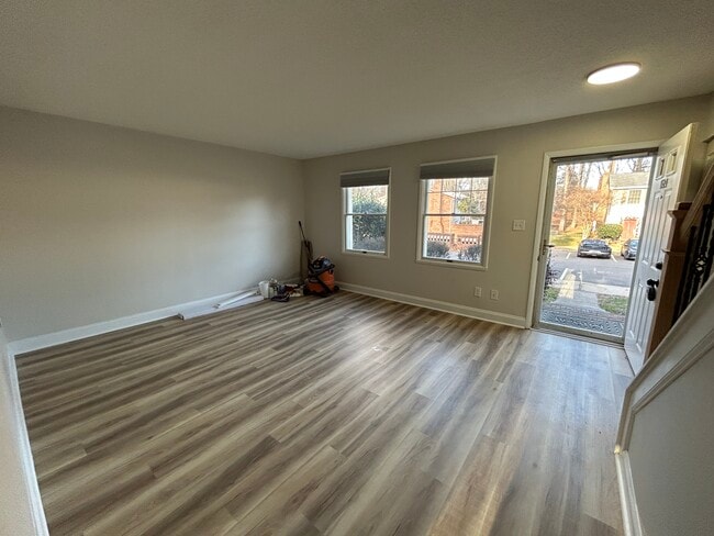 Building Photo - 1524 Waybridge Ln