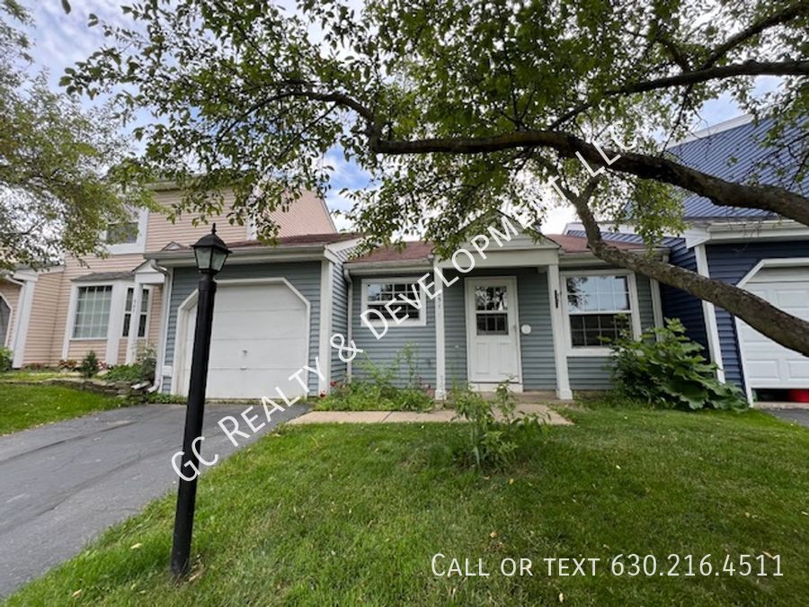 Primary Photo - ***ISLAND LAKE / RANCH TOWNHOME / 2 BDRM -...