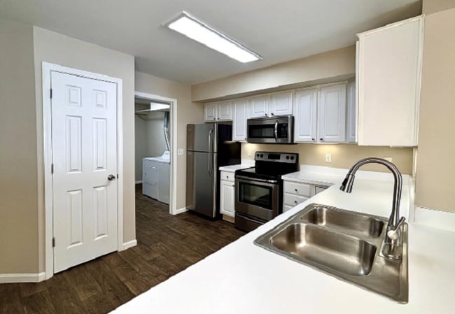 Building Photo - 308 Gethings Cir