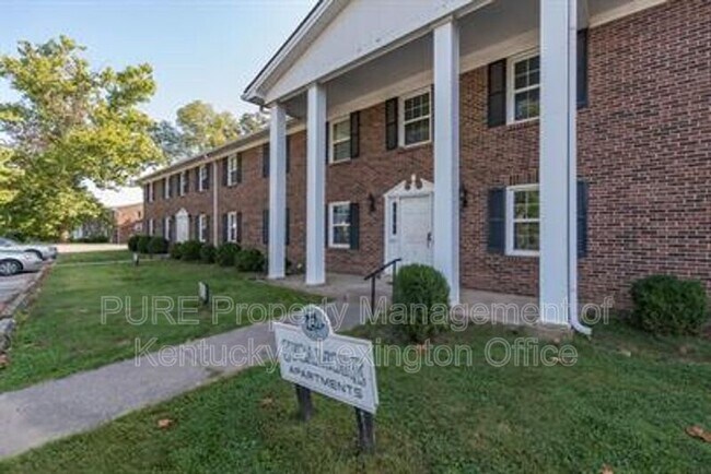 Foto del edificio - 459-120 Sycamore Ct