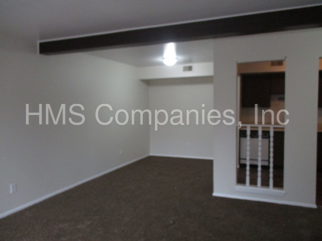 Foto del edificio - 750 Pleasant Ave