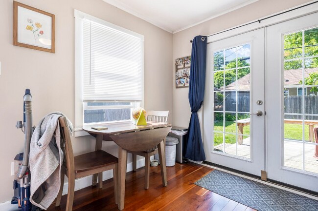 Foto del edificio - 91-93-93 Philbrick Ave