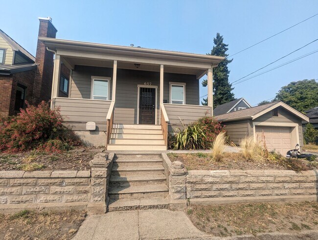 Foto del edificio - Charming 3-Bedroom Bremerton Home