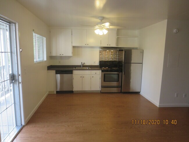 Foto del edificio - 9001 Conde Ln