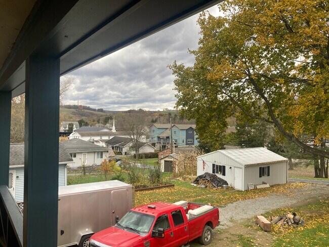 Foto del edificio - 216 W Vincent St