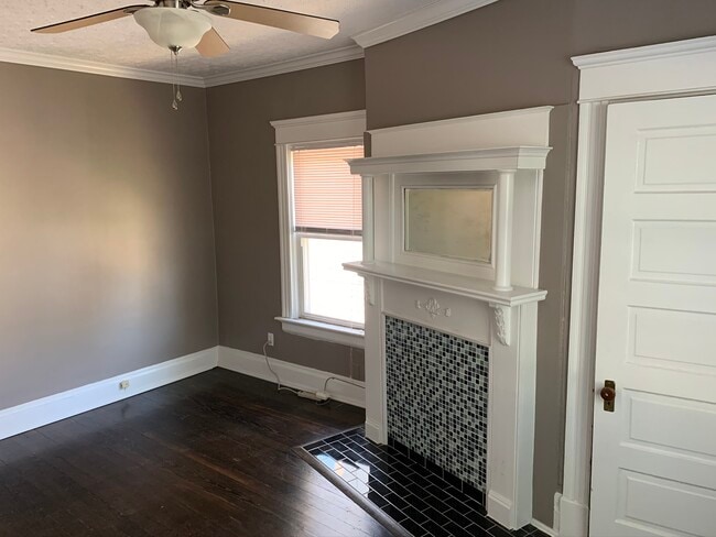 Building Photo - 4166 Forest Ave