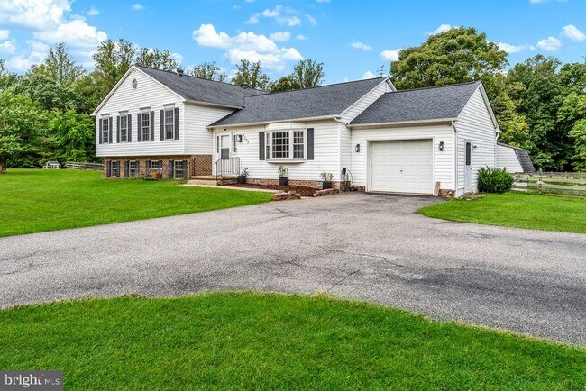 Foto del edificio - 5285 Stowe Ln