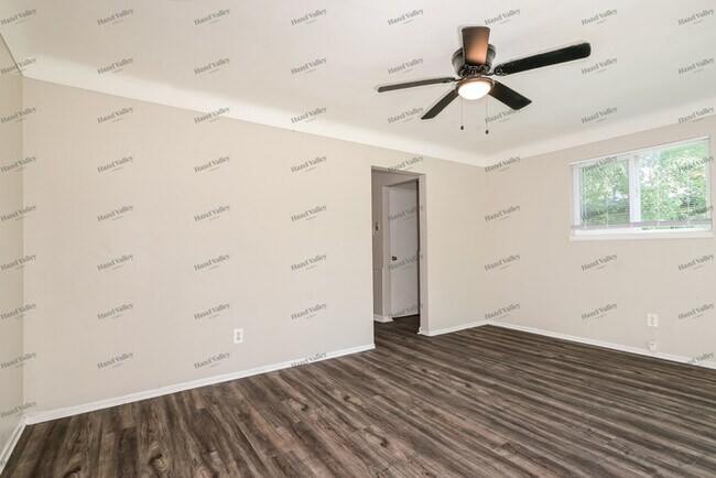 1417 Moran Dr
