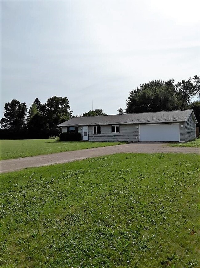 Building Photo - 2102 135th St