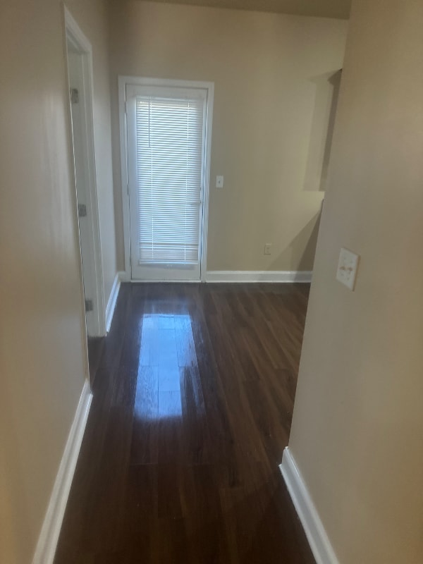 Building Photo - 1985 Boatswain Dr