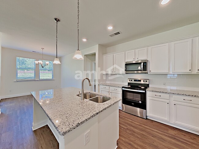 Building Photo - 13009 Wishsong Ct