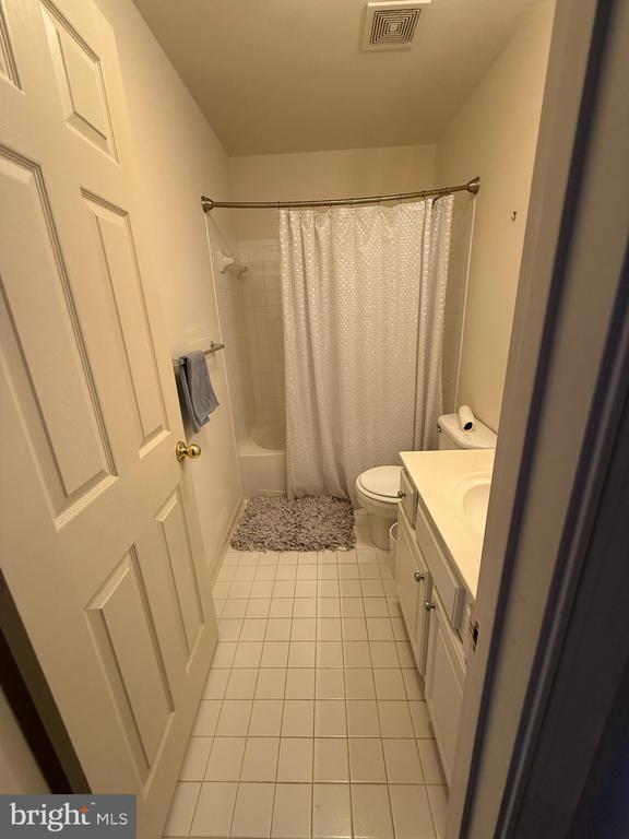 Foto del edificio - 344 Hart Mews