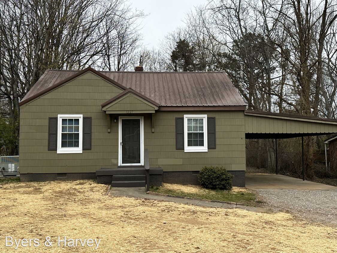 Primary Photo - 2 br, 1 bath House - 1227 Daniel Street