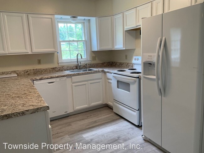 Building Photo - 4 br, 2 bath House - 208 Woodbine Dr.
