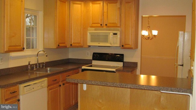 Foto del edificio - 14154 Flint Rock Rd