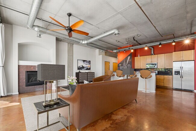 Foto del edificio - 2899 N Speer Blvd