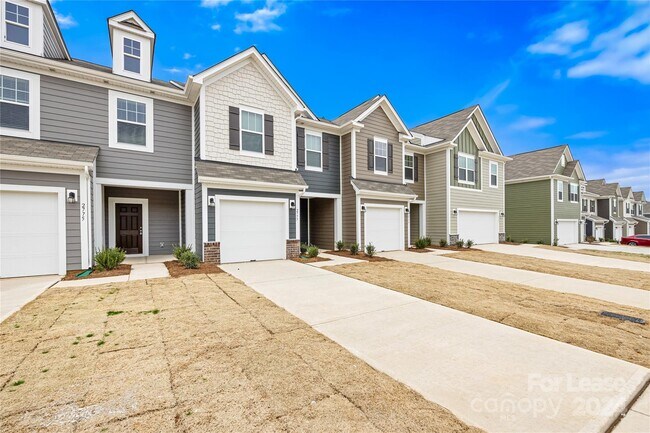 Building Photo - 2777 Yeager Dr NW