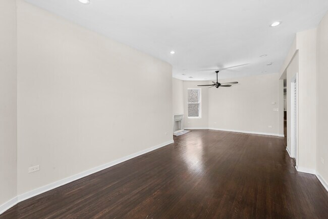 Foto del edificio - 6014 S Prairie Ave