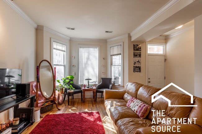 Foto del edificio - 1314 W Roscoe St